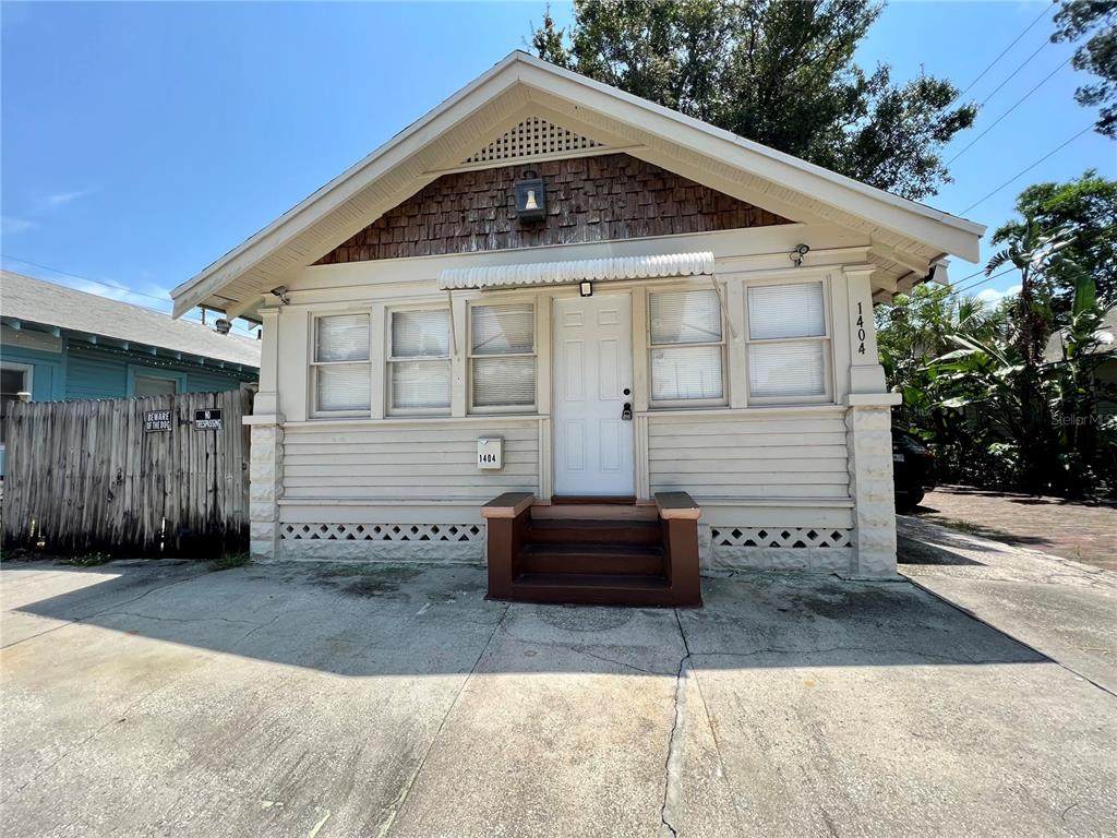 1404 7TH Avenue - Photo 1
