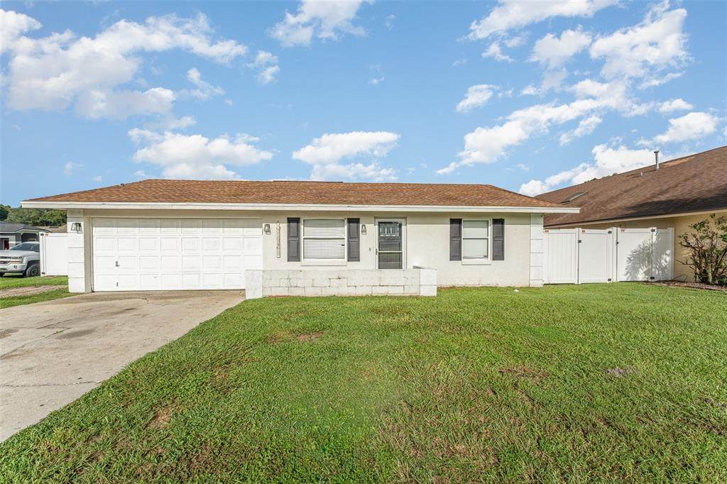 466 Daisy Way - Photo 1