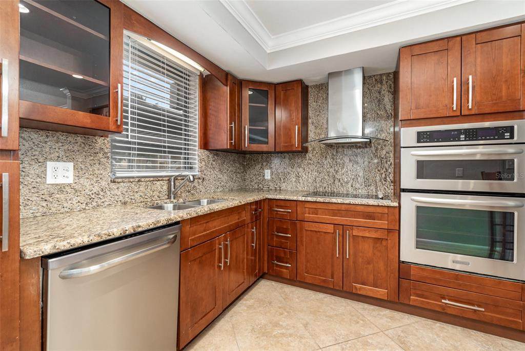 4613 5TH Avenue - Photo 1