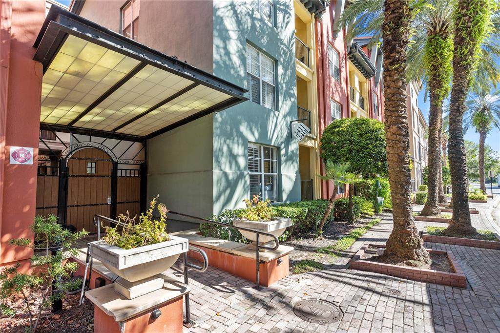 2411 Horatio Street - Photo 1