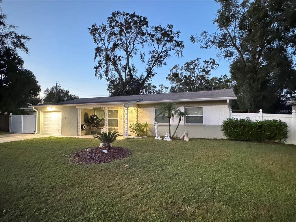 1521 Park Lane - Photo 1