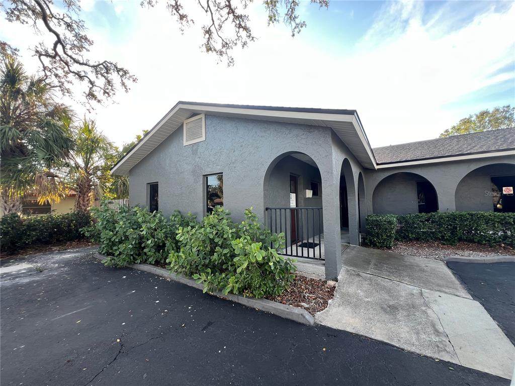 11520 Oakhurst Road - Photo 1