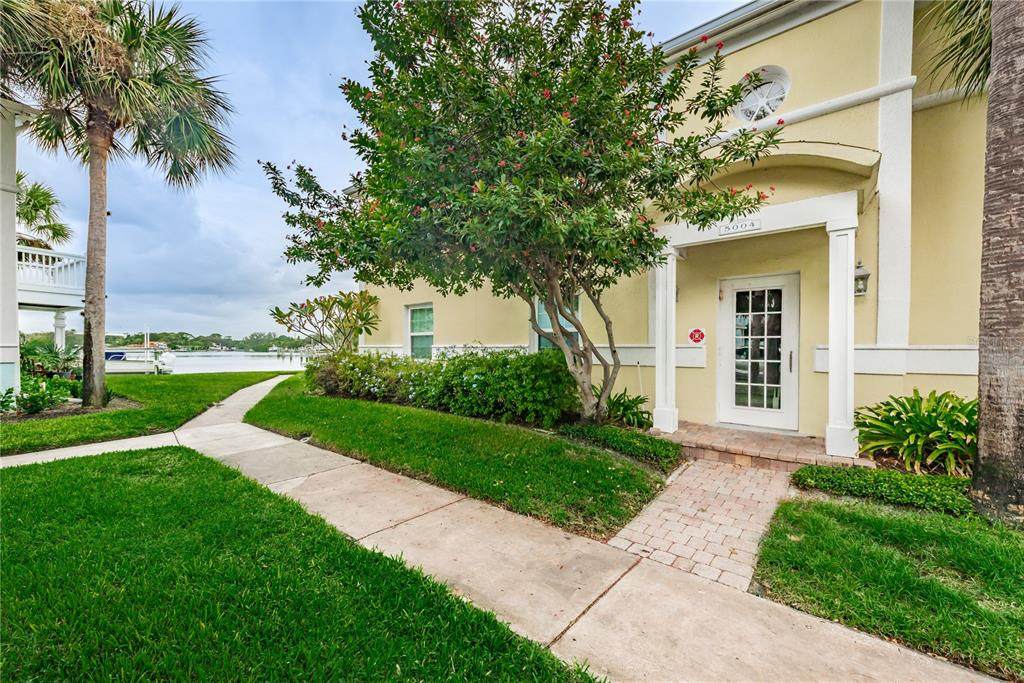 5004 Starfish Drive - Photo 1