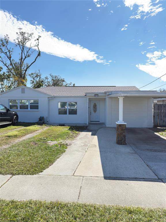 2910 Burke Street - Photo 1