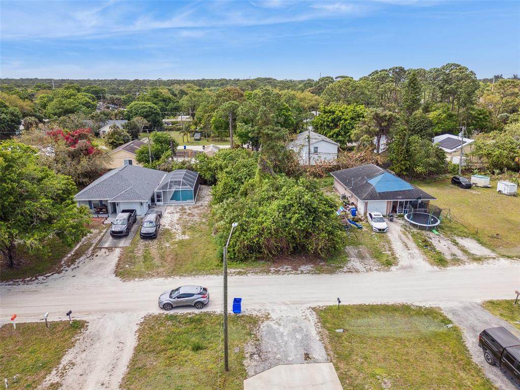 1335 25TH Avenue - Photo 1