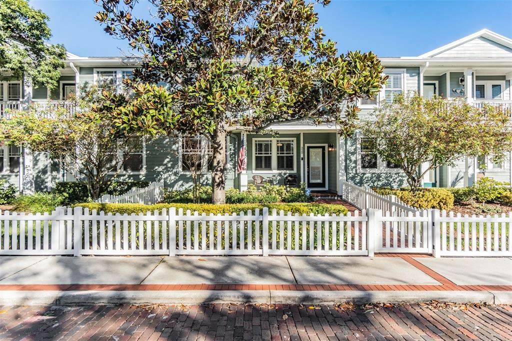 320 Cleveland Avenue - Photo 1