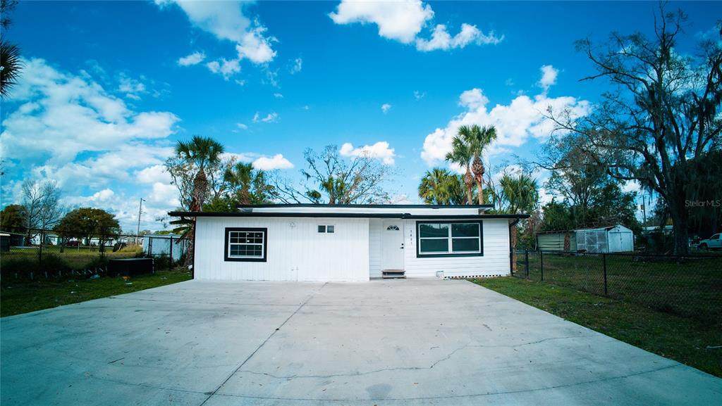 1401 Josephine Street - Photo 1