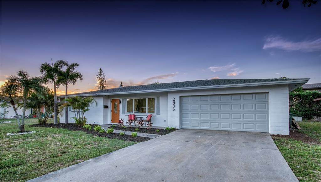 2906 22ND Avenue - Photo 1