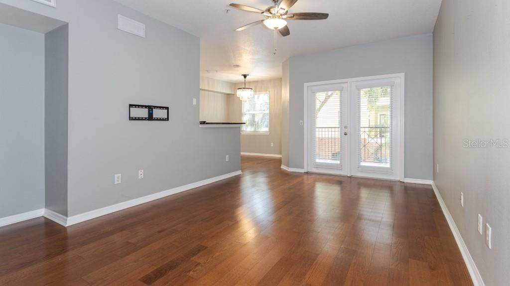 2010 Palm Avenue - Photo 1
