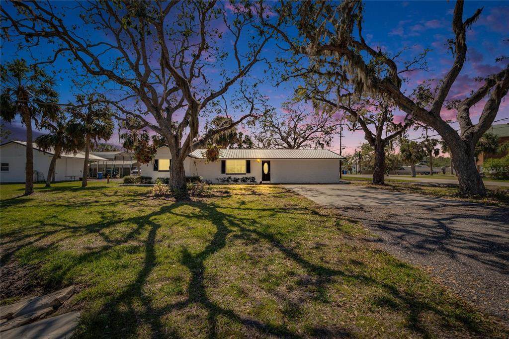 1019 Canal Street - Photo 1