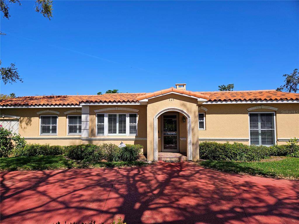 124 Giralda Boulevard - Photo 1