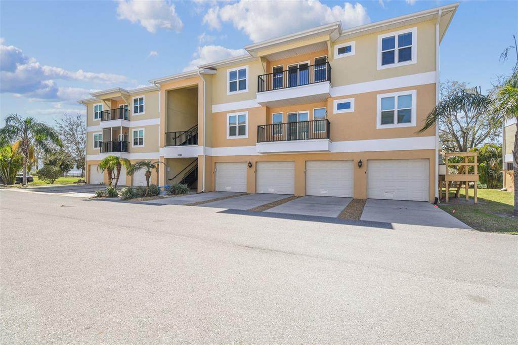 5088 Royal Palms Way - Photo 1