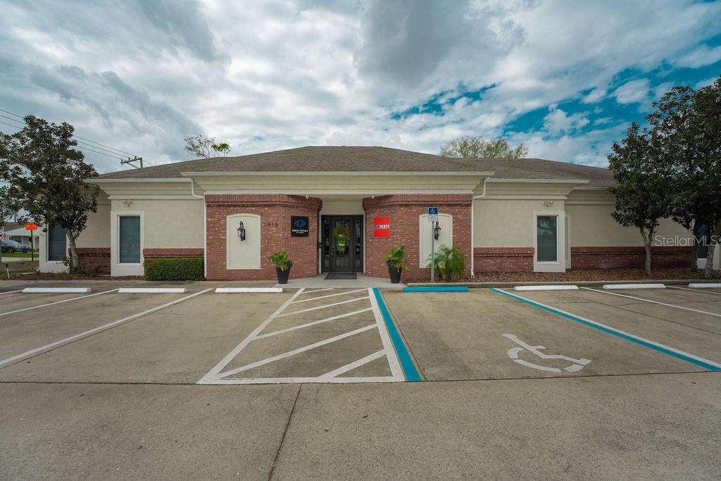 1910 Lakeland Hills Boulevard - Photo 1