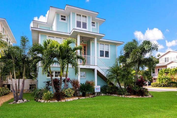 4808 Gulf Drive - Photo 1