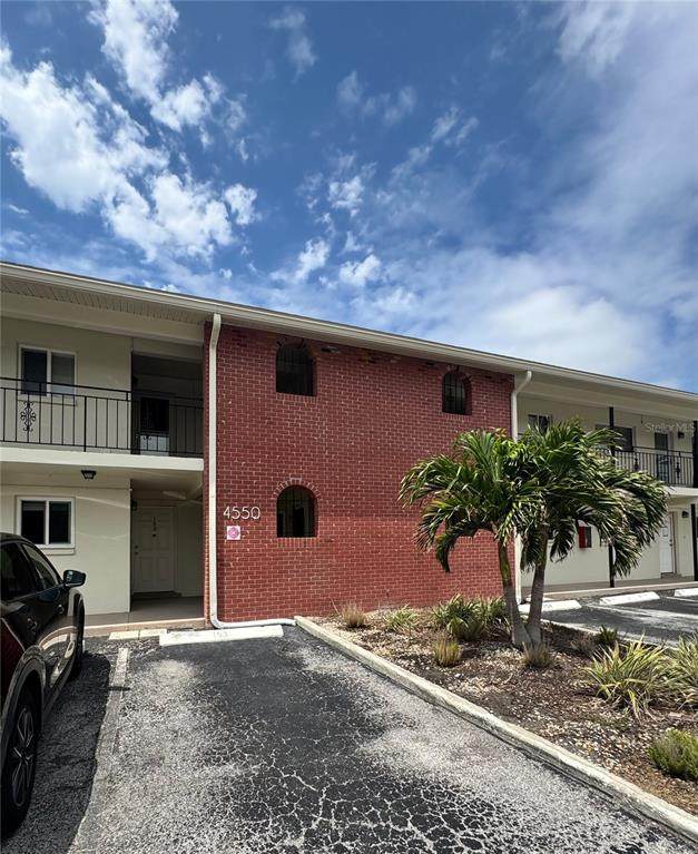 4550 Overlook Drive - Photo 1