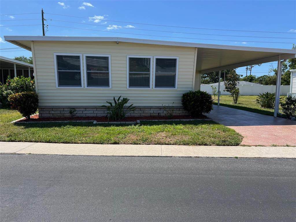 112 Pindo Palm Street - Photo 1