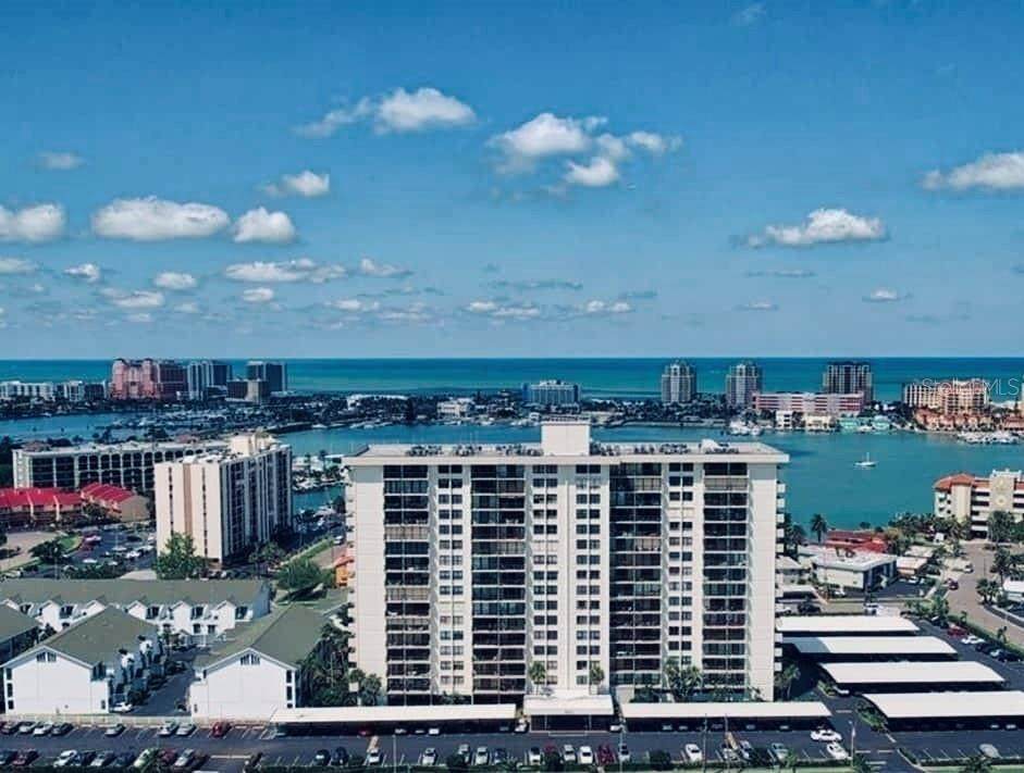 400 Island Way - Photo 1