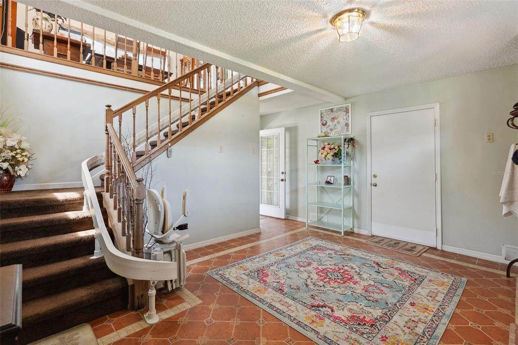 https://bt-photos.global.ssl.fastly.net/mfr/orig_boomver_1_TB8378427-2.jpg