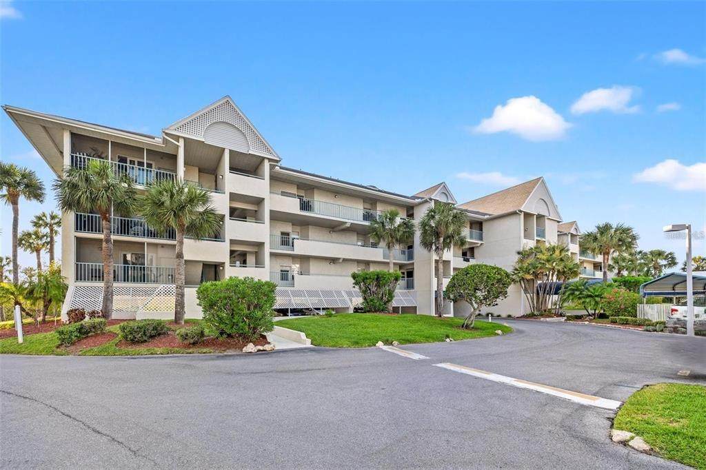 5537 Sea Forest Drive - Photo 1