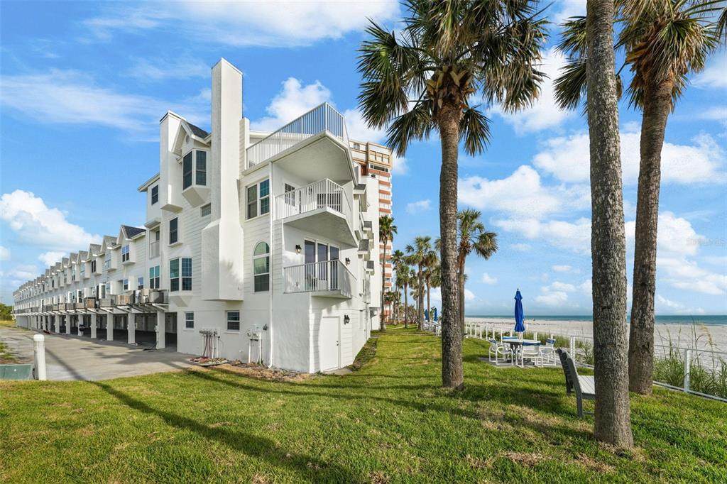 17960 Gulf Boulevard - Photo 1