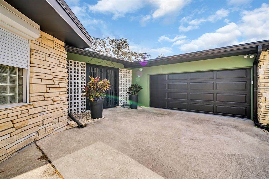 307 Orangewood Lane - Photo 1