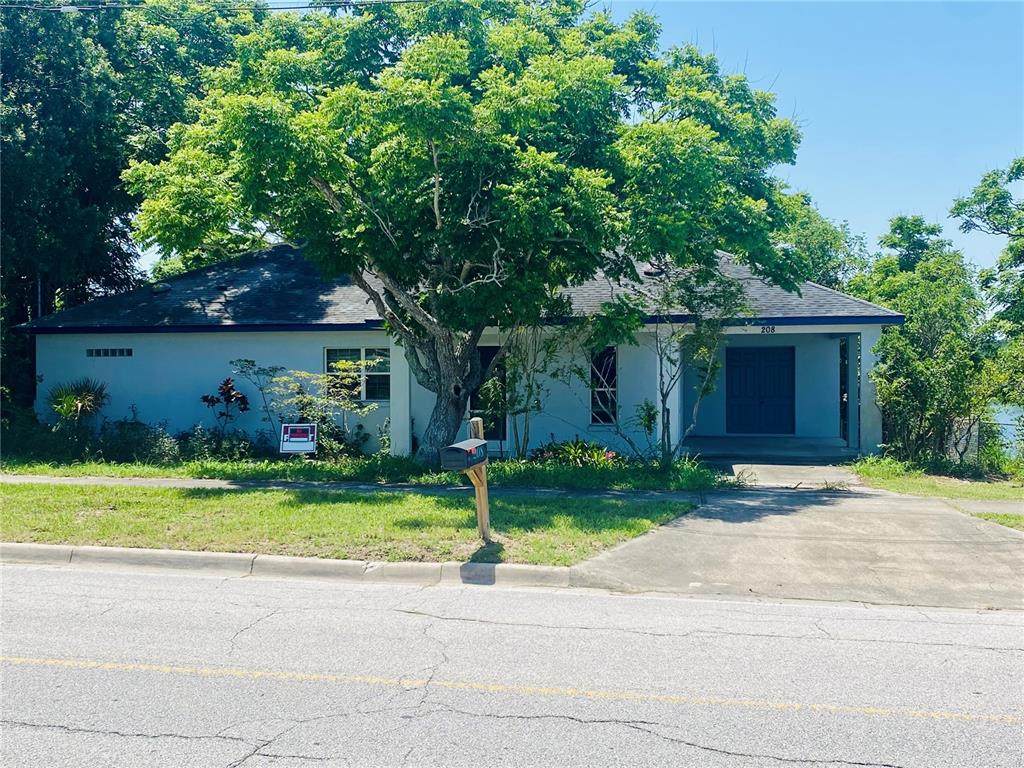 208 Shepard Avenue - Photo 1