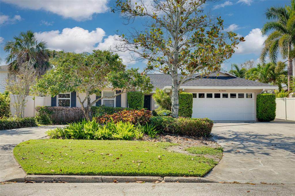 219 Miramar Boulevard - Photo 1