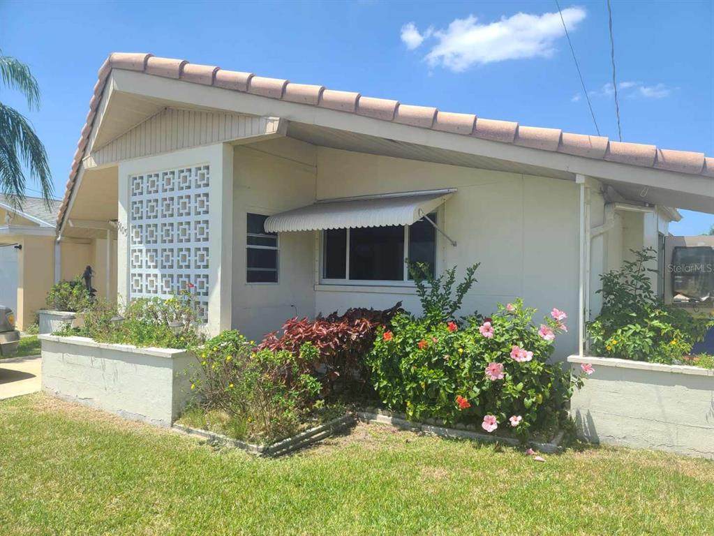 5105 Bonito Drive - Photo 1