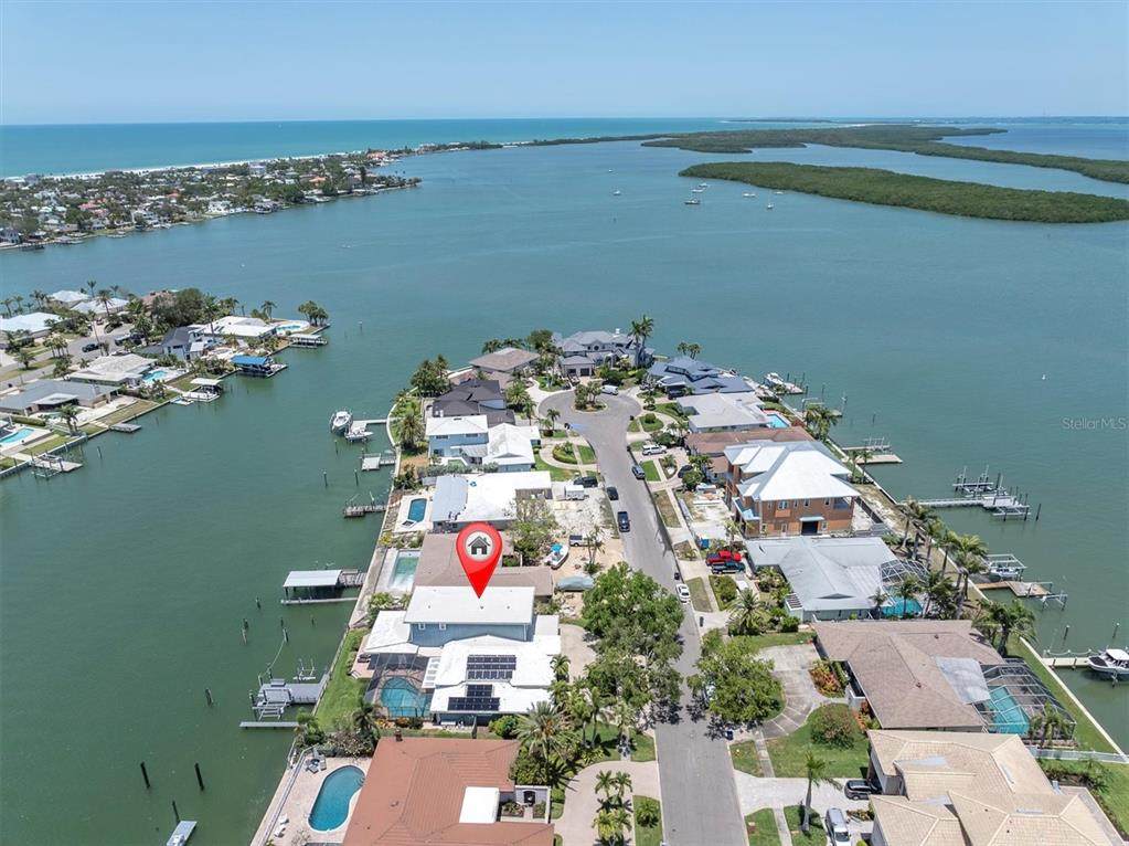 860 Harbor Island - Photo 1