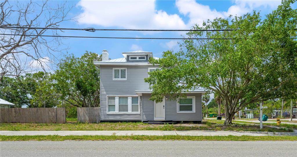 2700 10TH Street - Photo 1