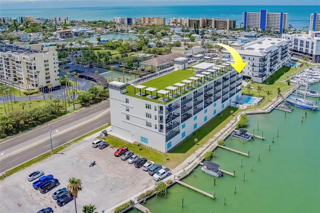 400 150TH Avenue - Photo 1