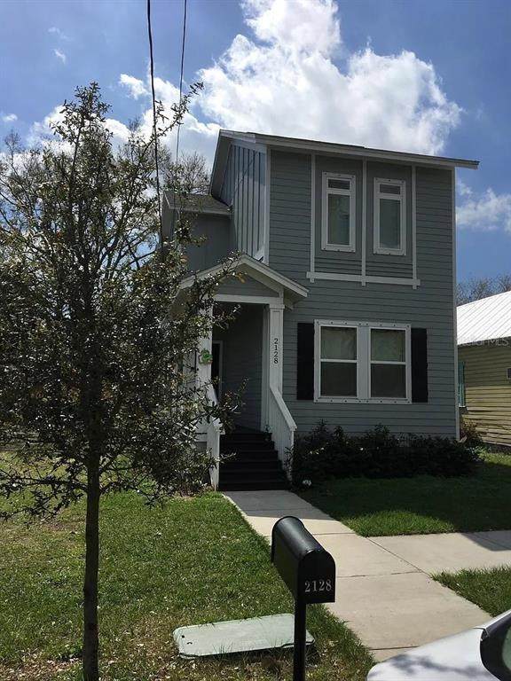 2128 Walnut Street - Photo 1