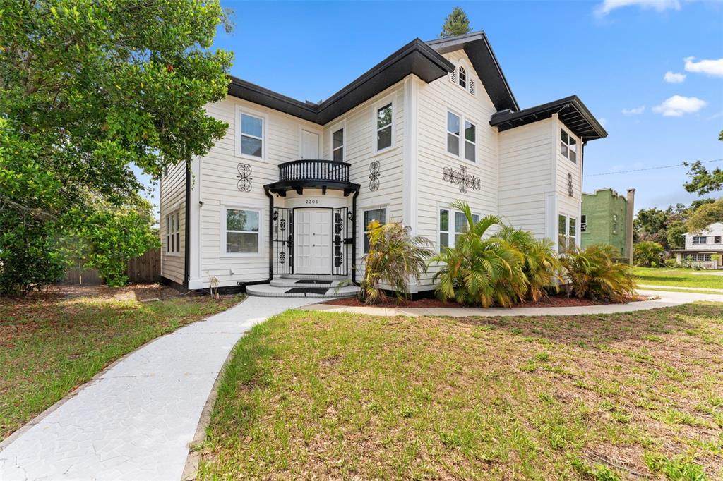 2306 Trelain Drive - Photo 1