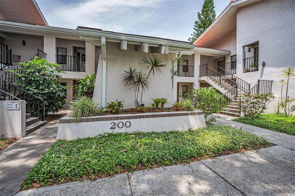 300 Florida Avenue - Photo 1