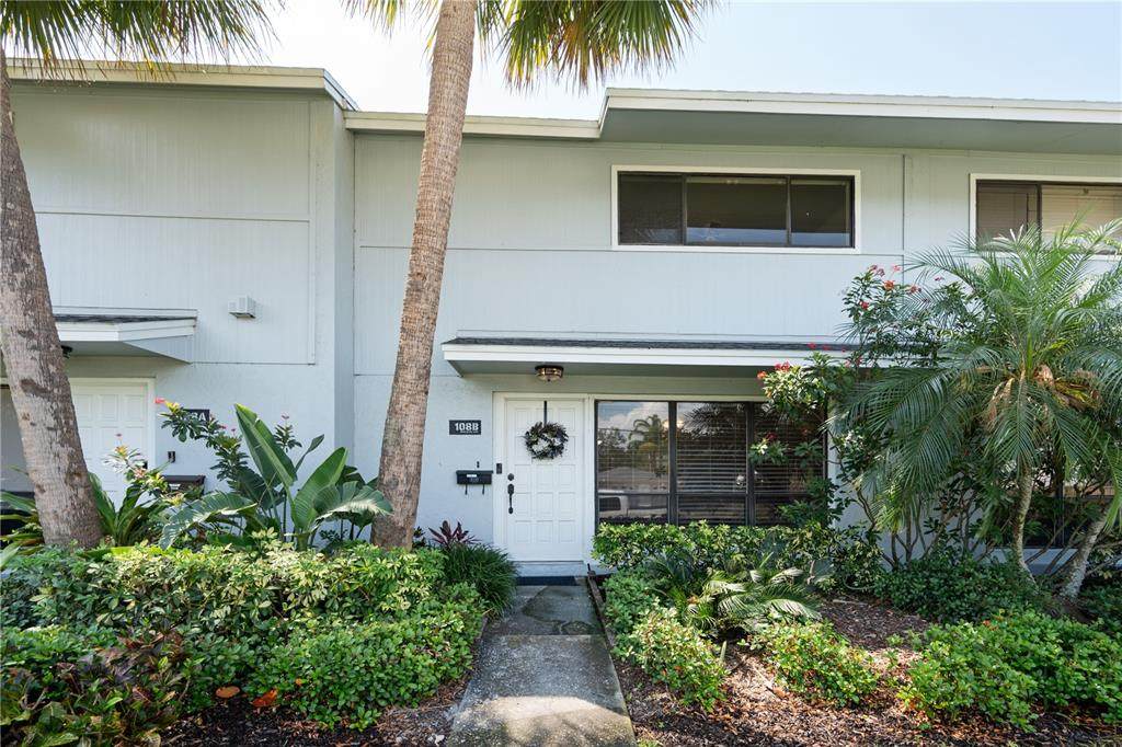 108 Biscayne Avenue - Photo 1