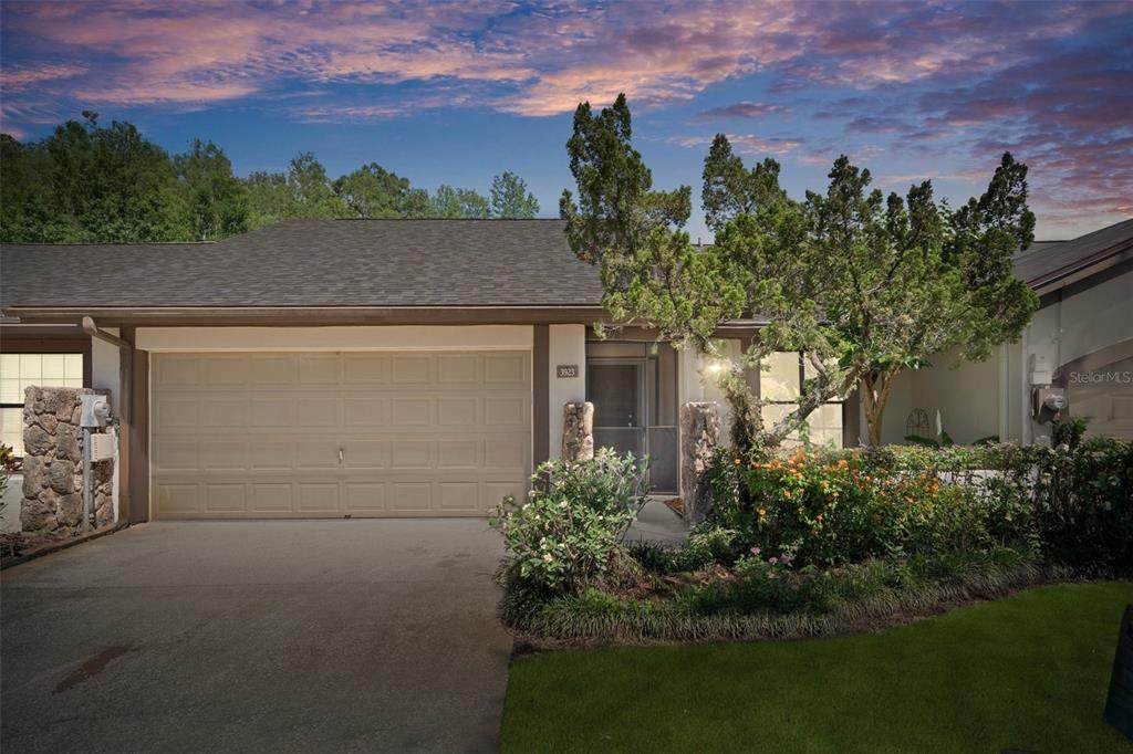3923 Shoreside Circle - Photo 1