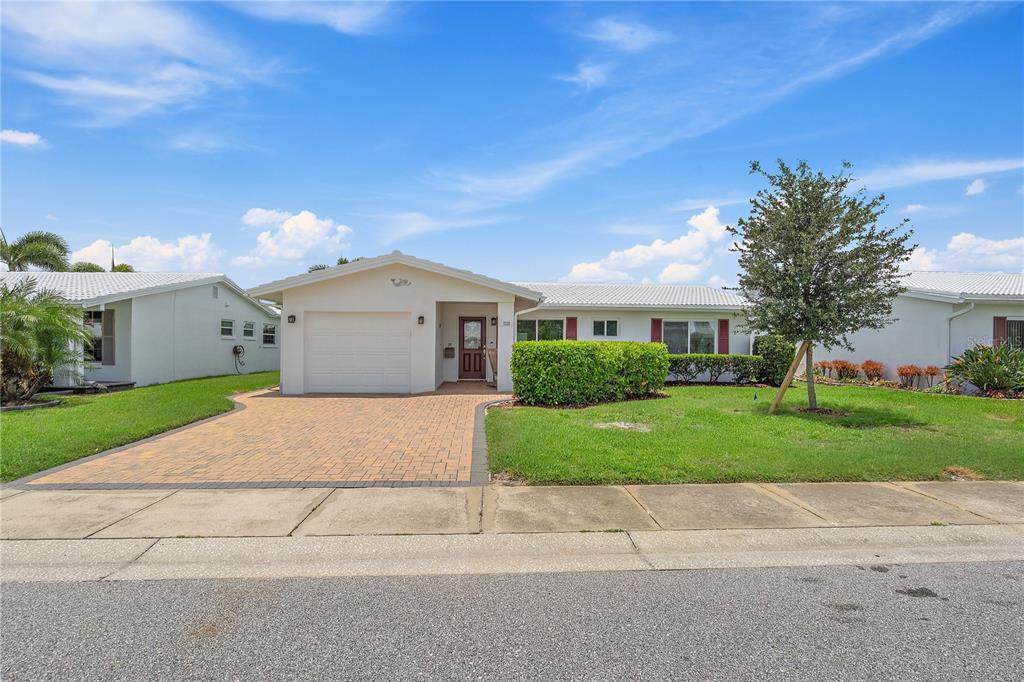 9226 41ST Street - Photo 1