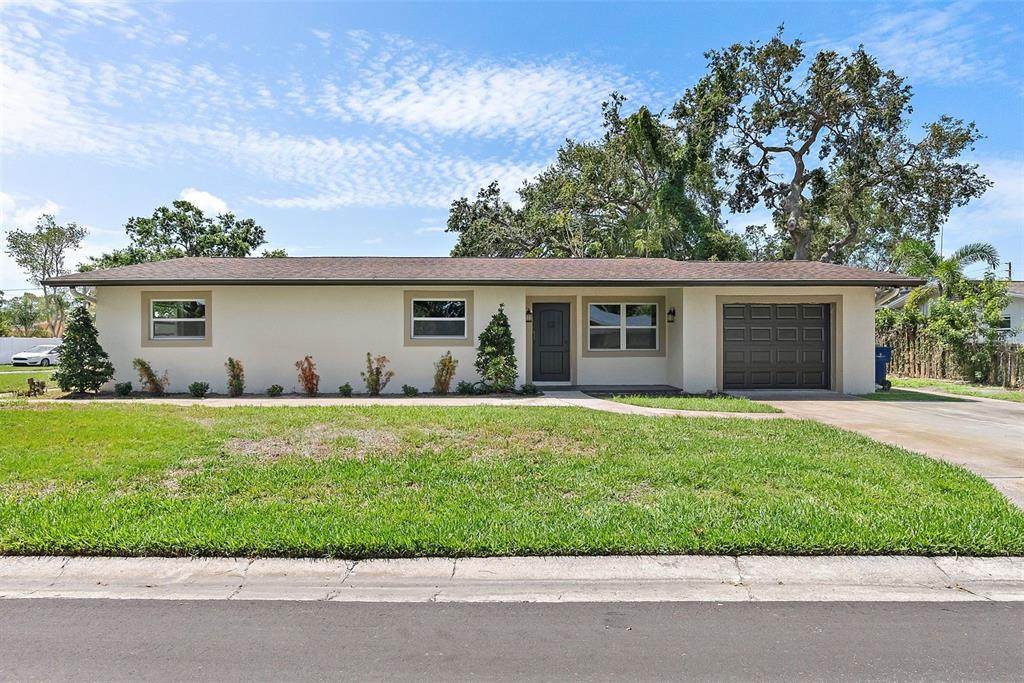 11764 Pinedale Avenue - Photo 1