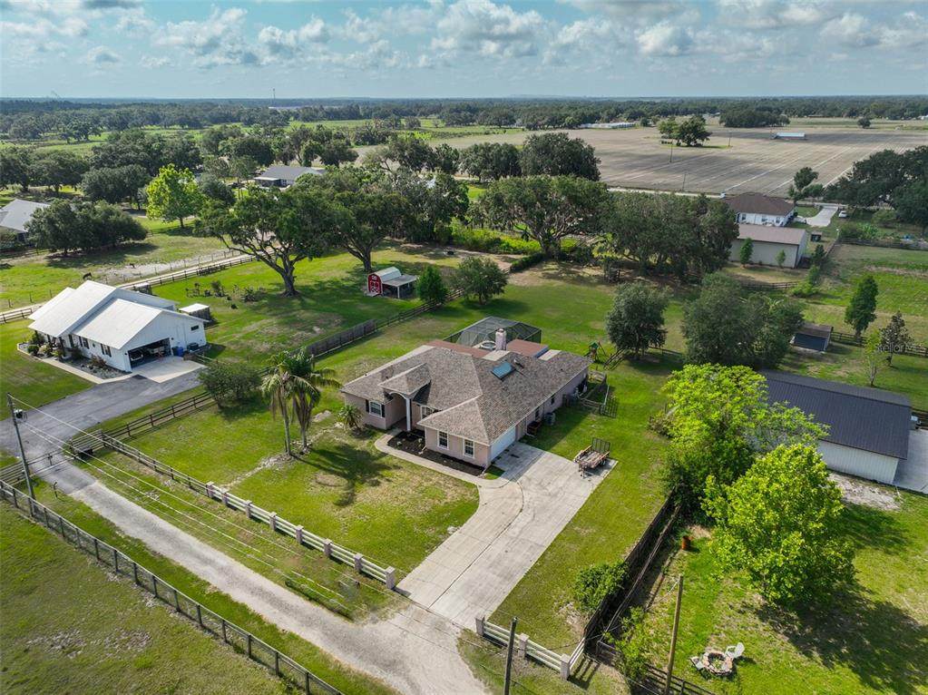 611 Robinson Oaks Lane - Photo 1
