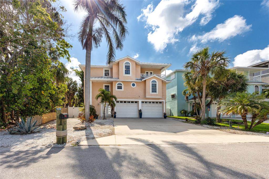 405 8TH Avenue - Photo 1