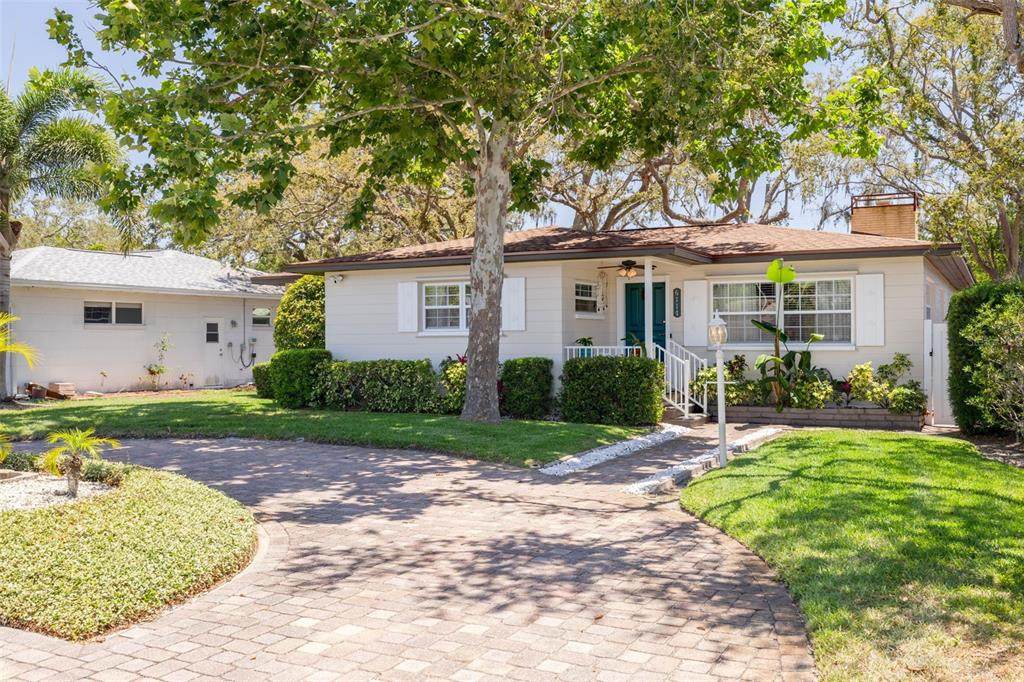 6114 7TH Avenue - Photo 1