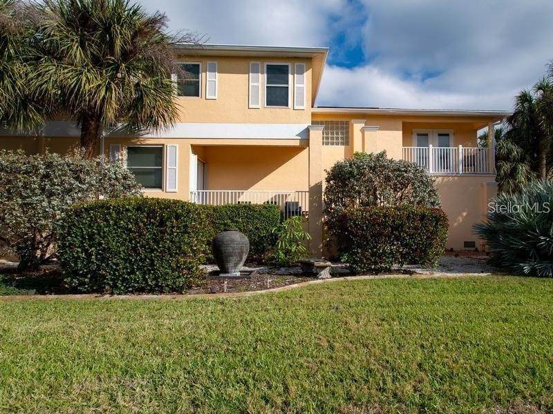 101 8TH Street - Photo 1