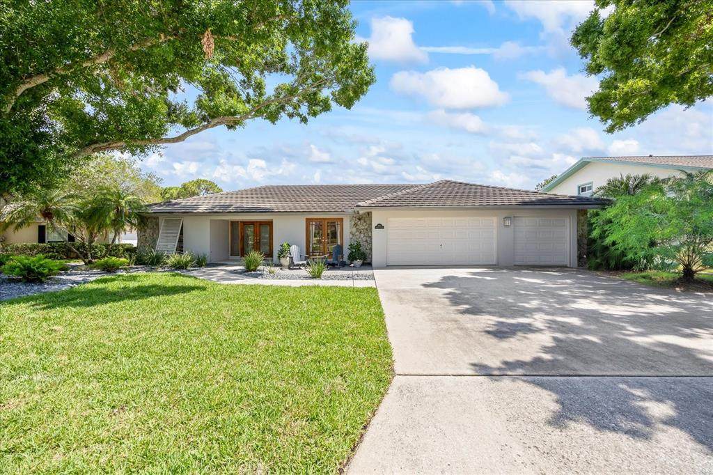 2900 Sandpiper Place - Photo 1