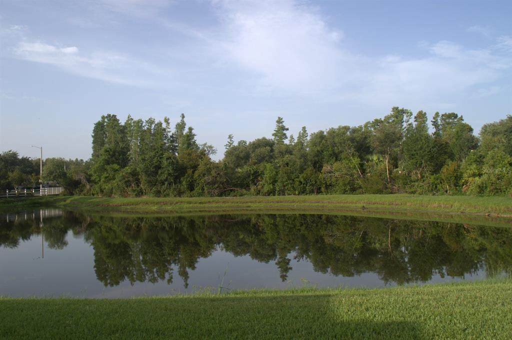 https://bt-photos.global.ssl.fastly.net/mfr/orig_boomver_1_TB8390216-2.jpg