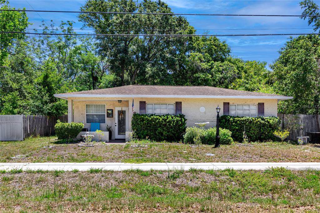 1683 Pine Street - Photo 1
