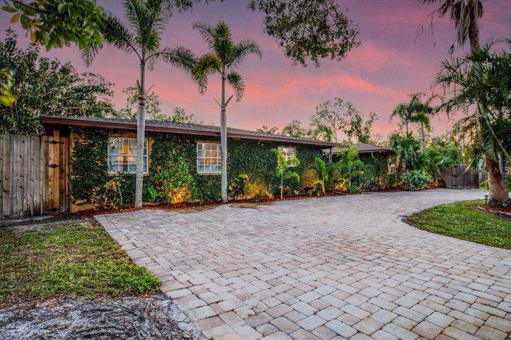 4301 Lockwood Ridge Road - Photo 1