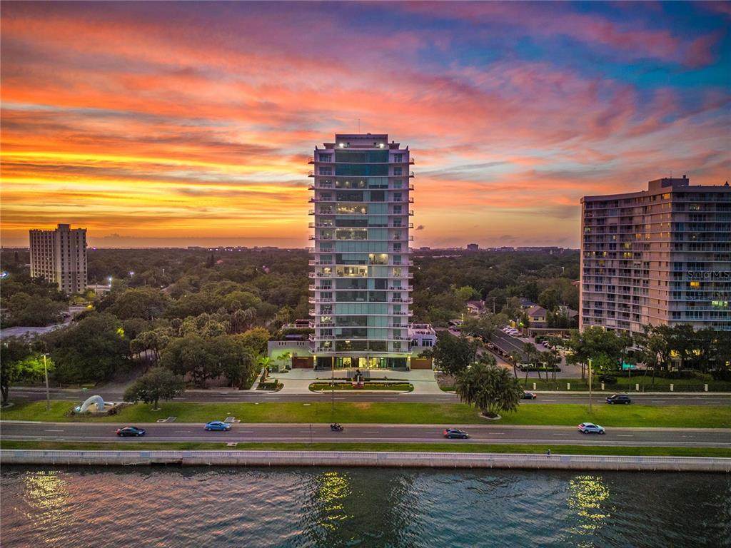 2619 Bayshore Boulevard - Photo 1