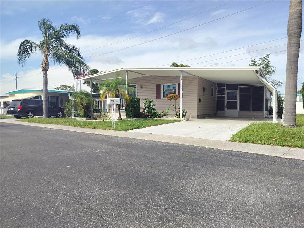 1915 Seminole Boulevard - Photo 1