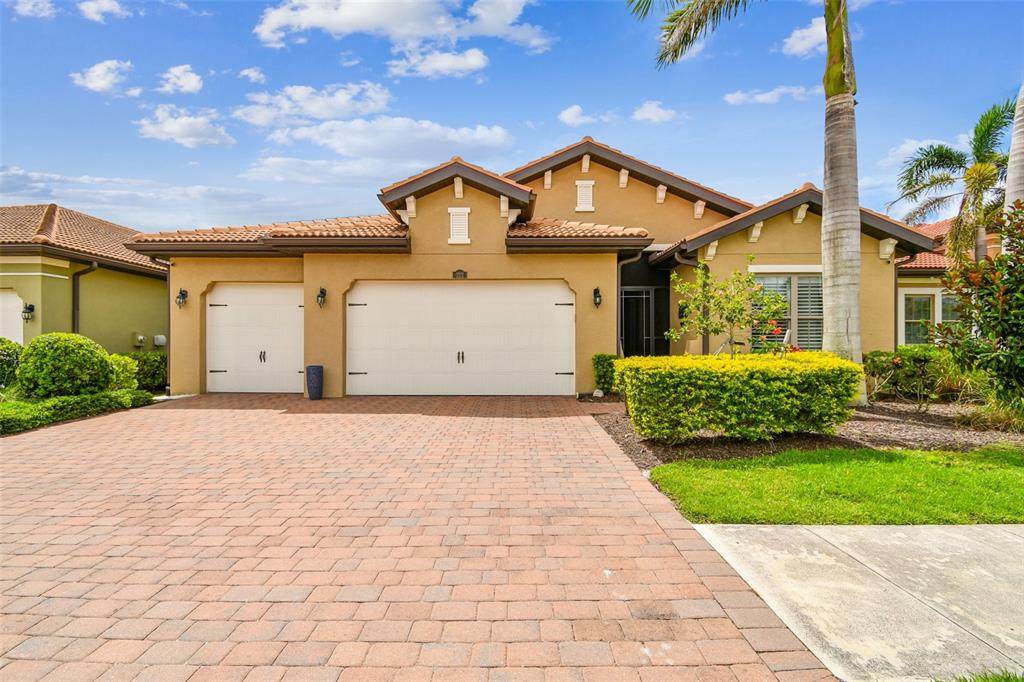 222 Toscavilla Boulevard - Photo 1
