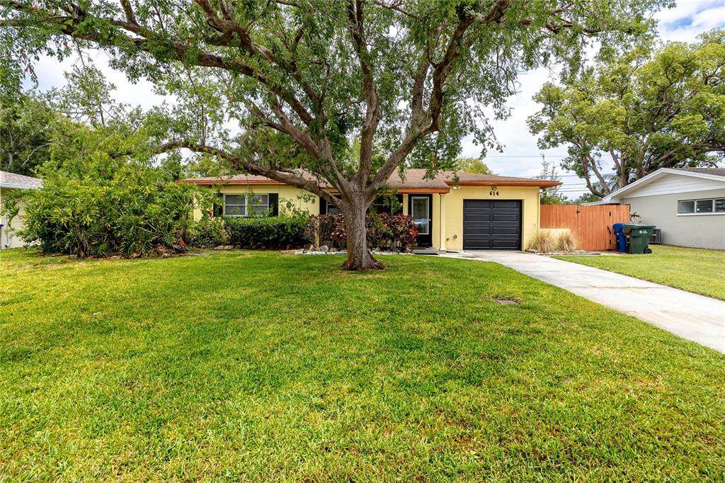 614 12TH Street - Photo 1